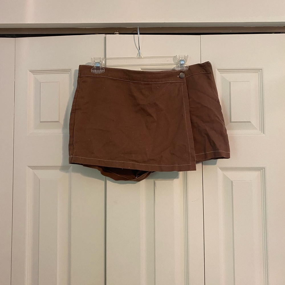 Altar’d state shorts with a skirt like appeal.